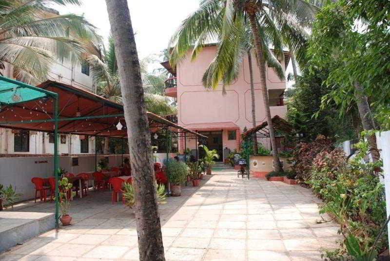 Don Hill Beach Resort Candolim Exterior photo