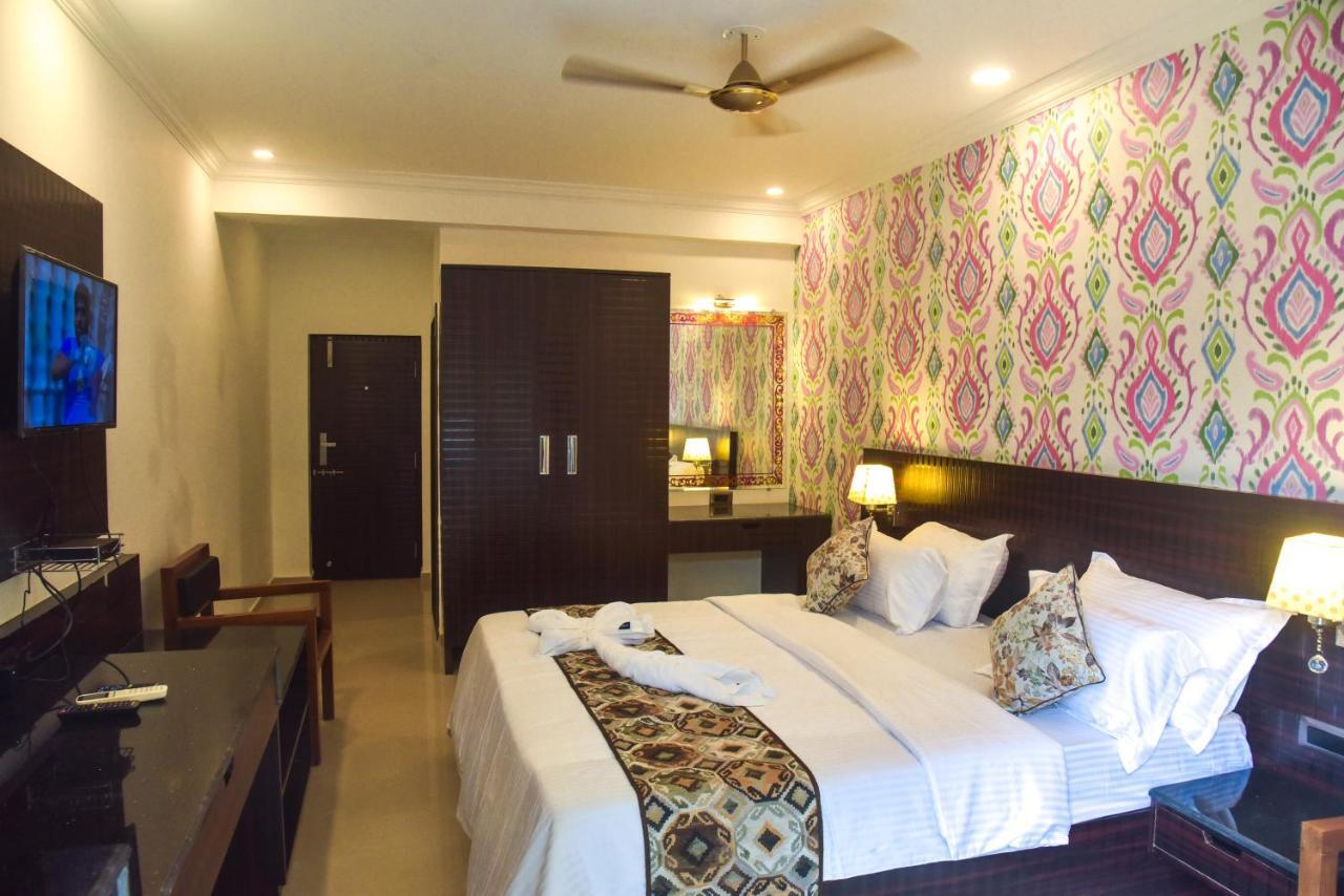 Don Hill Beach Resort Candolim Exterior photo