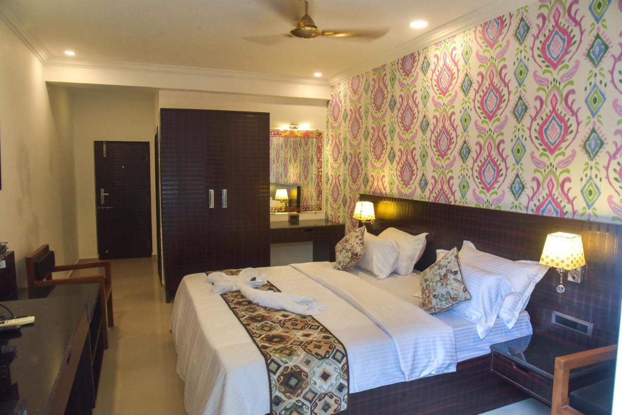 Don Hill Beach Resort Candolim Exterior photo