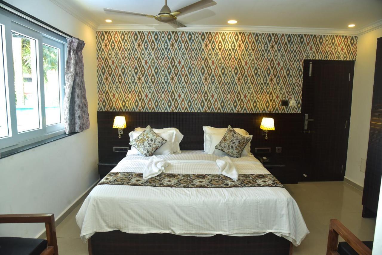 Don Hill Beach Resort Candolim Exterior photo